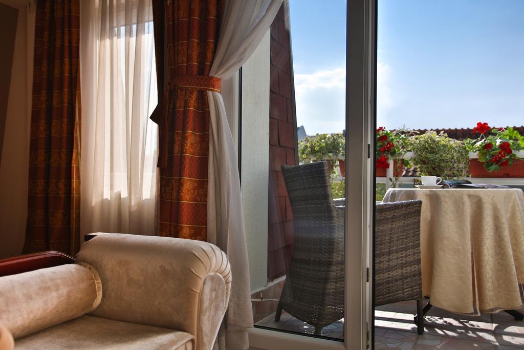 Garni Hotel President De Luxe Крагуевац Номер фото