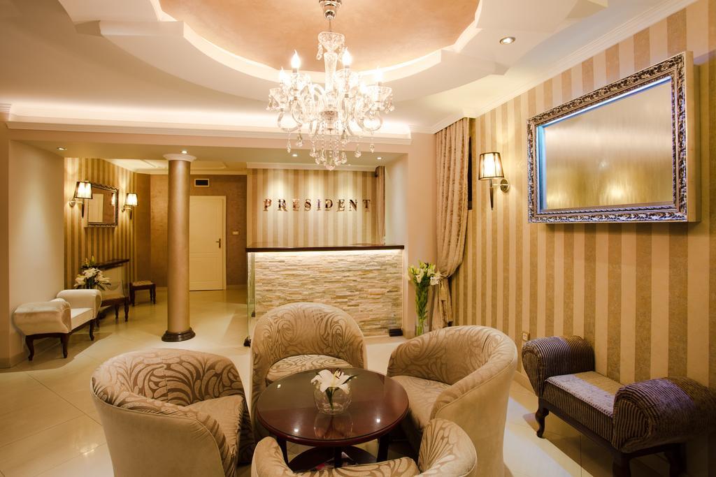 Garni Hotel President De Luxe Крагуевац Экстерьер фото