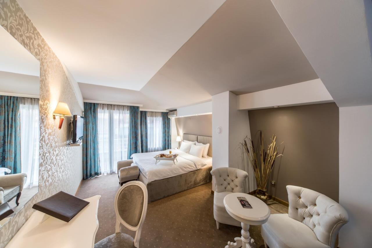 Garni Hotel President De Luxe Крагуевац Экстерьер фото